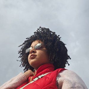 Meet your Posher, Desiree